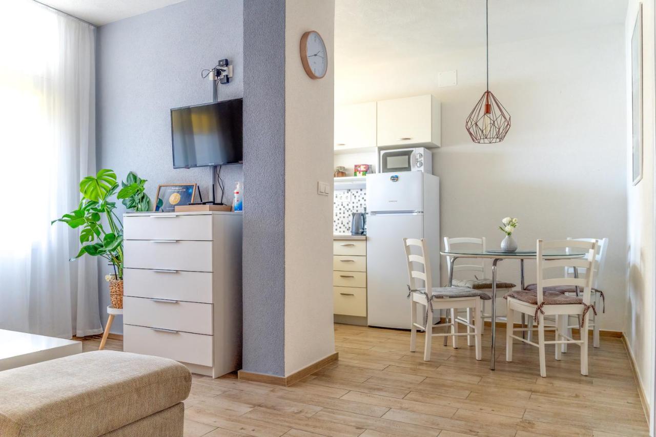 Apartment Arya Makarska Exterior photo