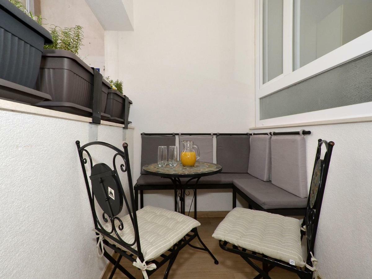 Apartment Arya Makarska Exterior photo