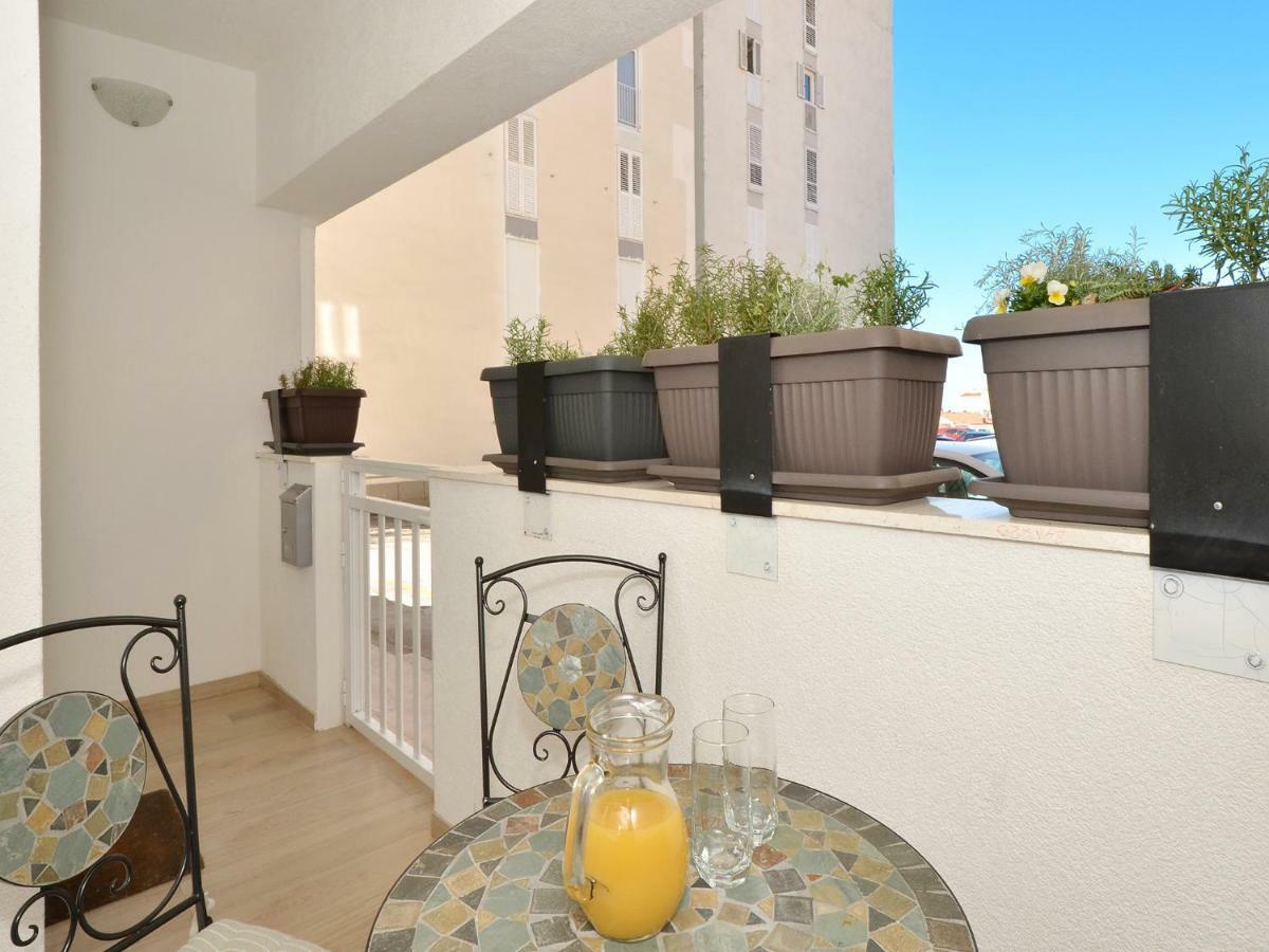 Apartment Arya Makarska Exterior photo